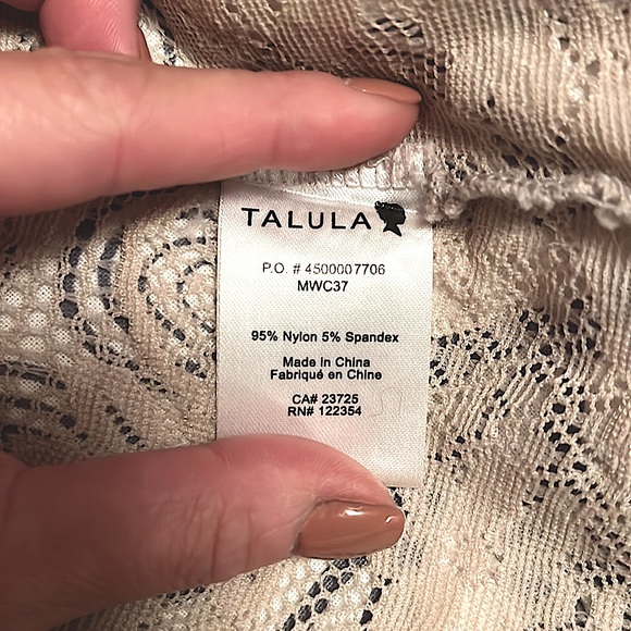 ARITZIA Talula Lace Tank Top // Size XXS - Picture 4 of 5